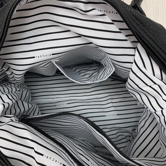 RIP Curl Revival Maxi Shoulder Black womens bag purse - Picture 9 of 10